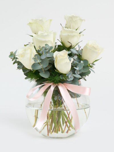 Cam Akvaryumda 7 Beyaz Gül