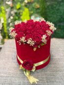 Kadife Kutuda 21'li Kırmızı Yapay Gül