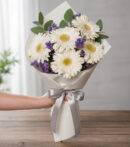 Beyaz Çizgili Beyaz Bukette Gerberalar