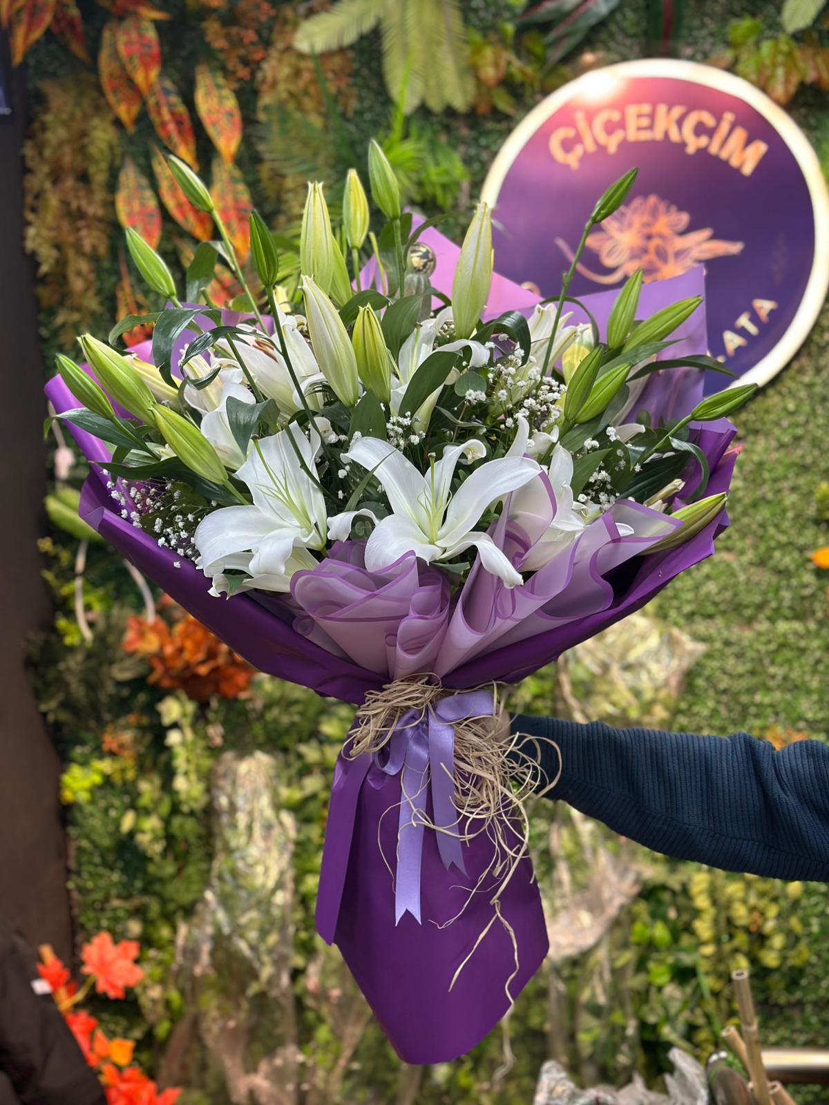 Beyaz Rönesans Lilyum Buketi - Görsel 2