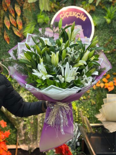 Beyaz Rönesans Lilyum Buketi - 2